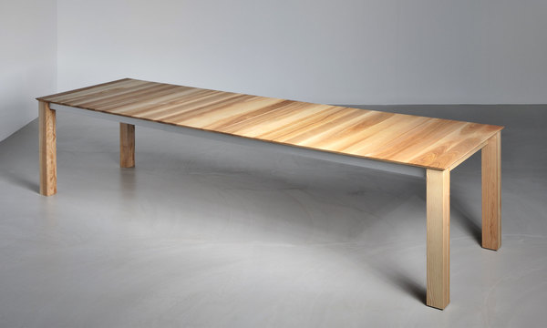 Extendable Designer Table SLIM BUTTERFLY 23270 custom made in solid wood by vitamin design