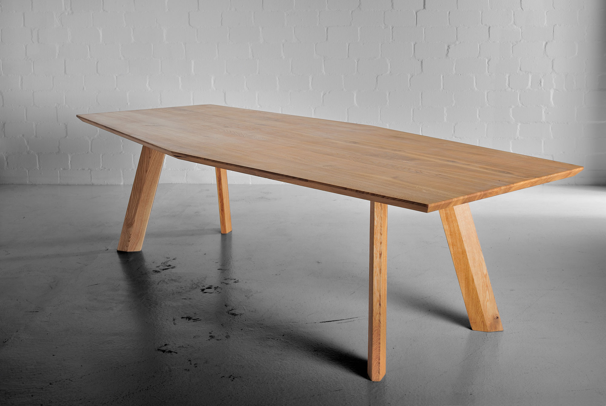 Designer Dining Table RHOMBI d custom made in solid wood by vitamin design