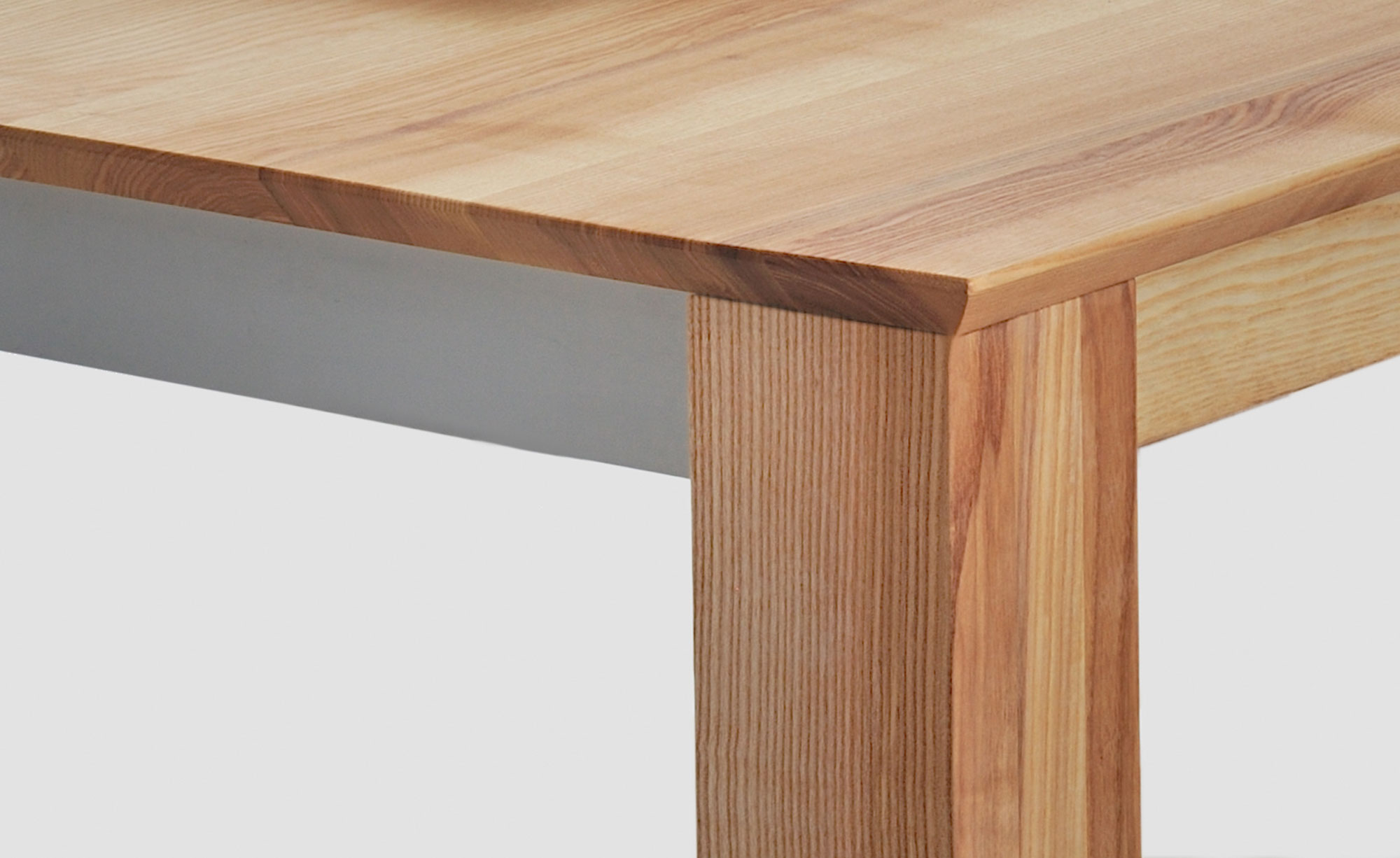 Extendable Designer Table SLIM BUTTERFLY 4015a custom made in solid wood by vitamin design