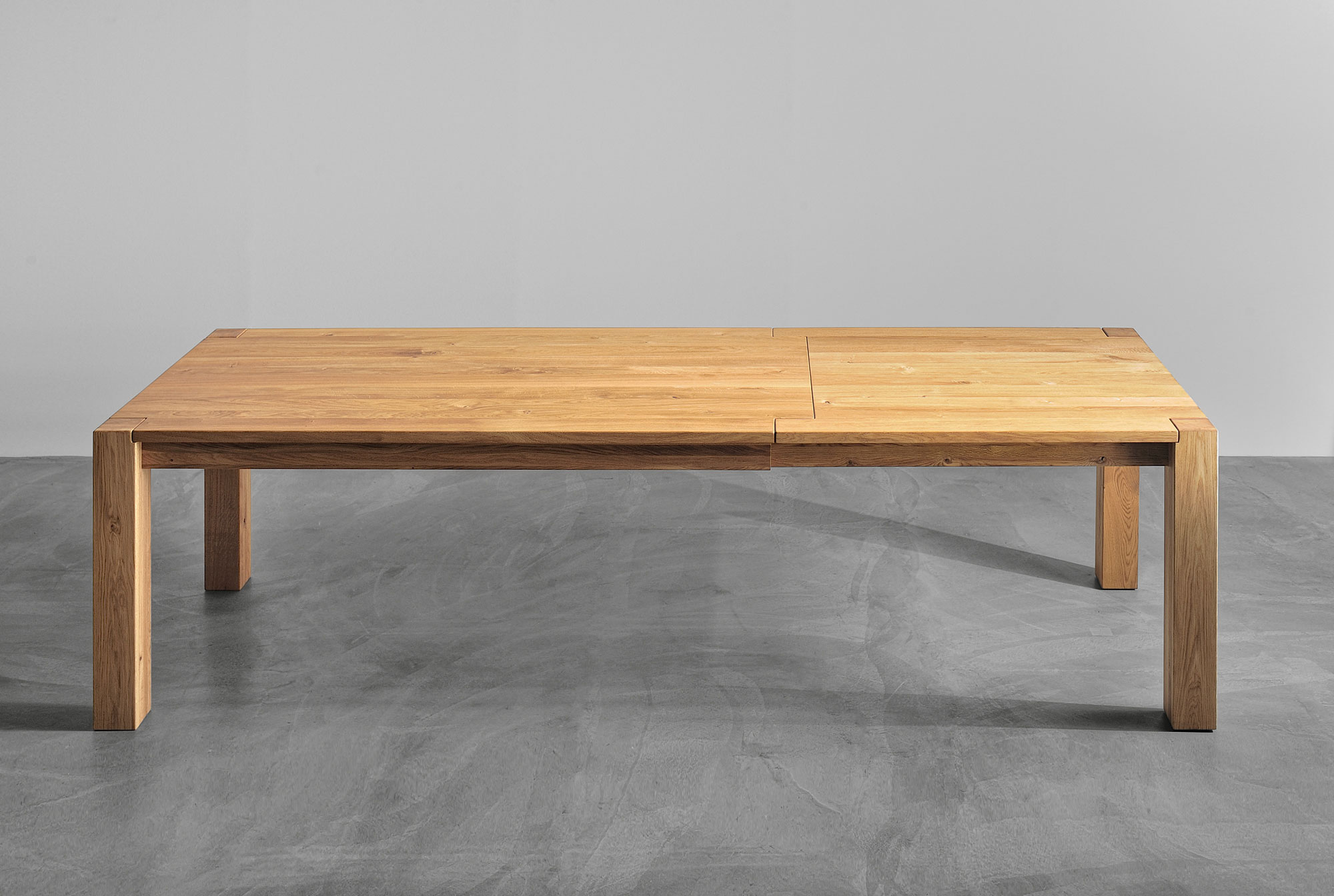 Extendable Rustic Dining Table TAURUS BUTTERFLY 4909a custom made in solid wood by vitamin design