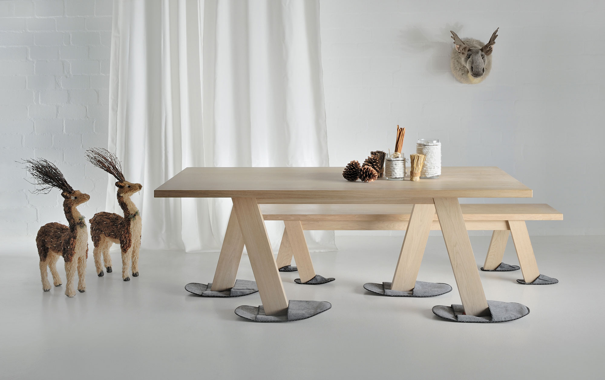 Unique Designer Bench GO a1 custom made in solid wood by vitamin design