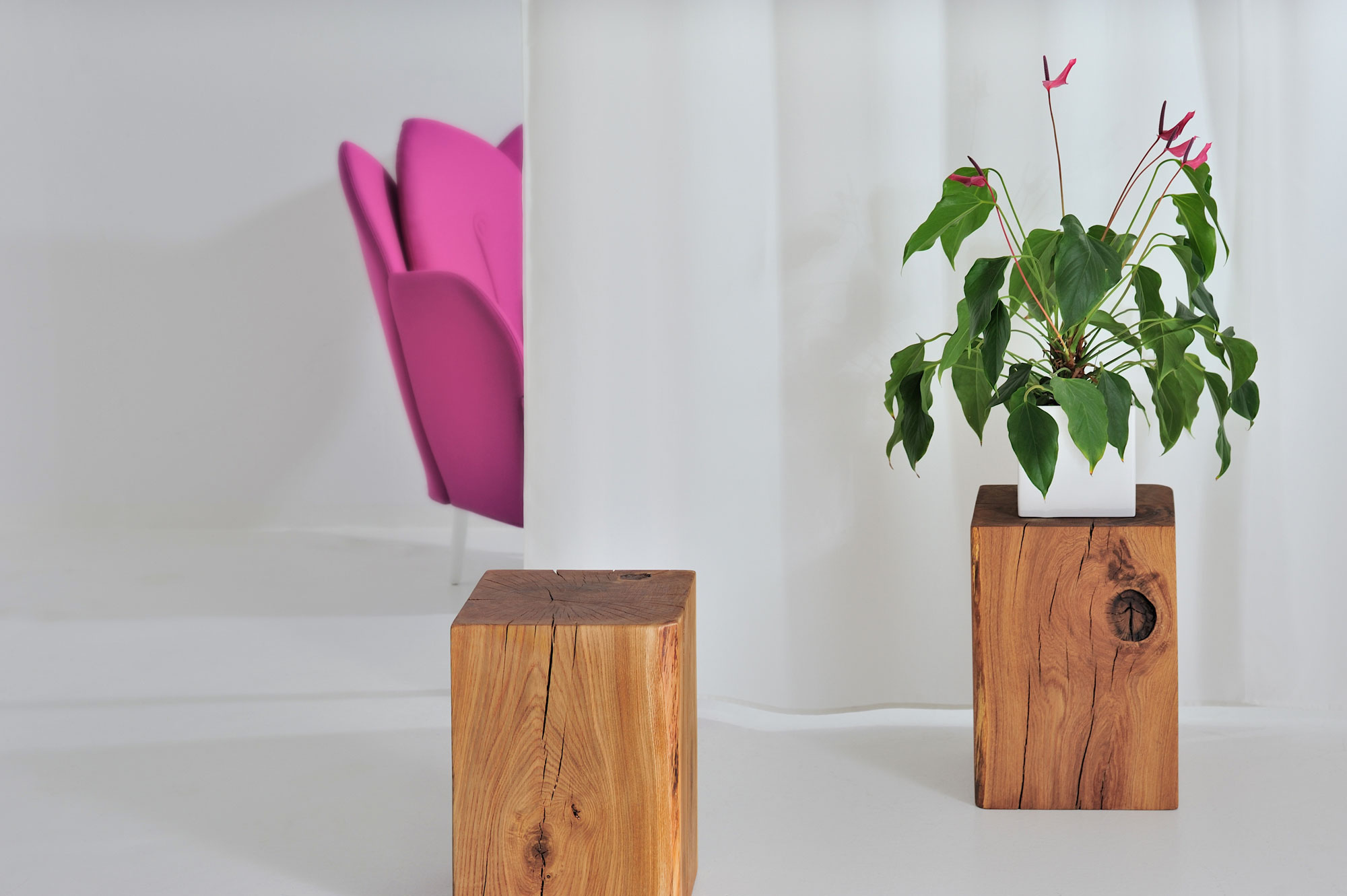 Tree Trunk Stool KLOTZ 3708 custom made in solid wood by vitamin design