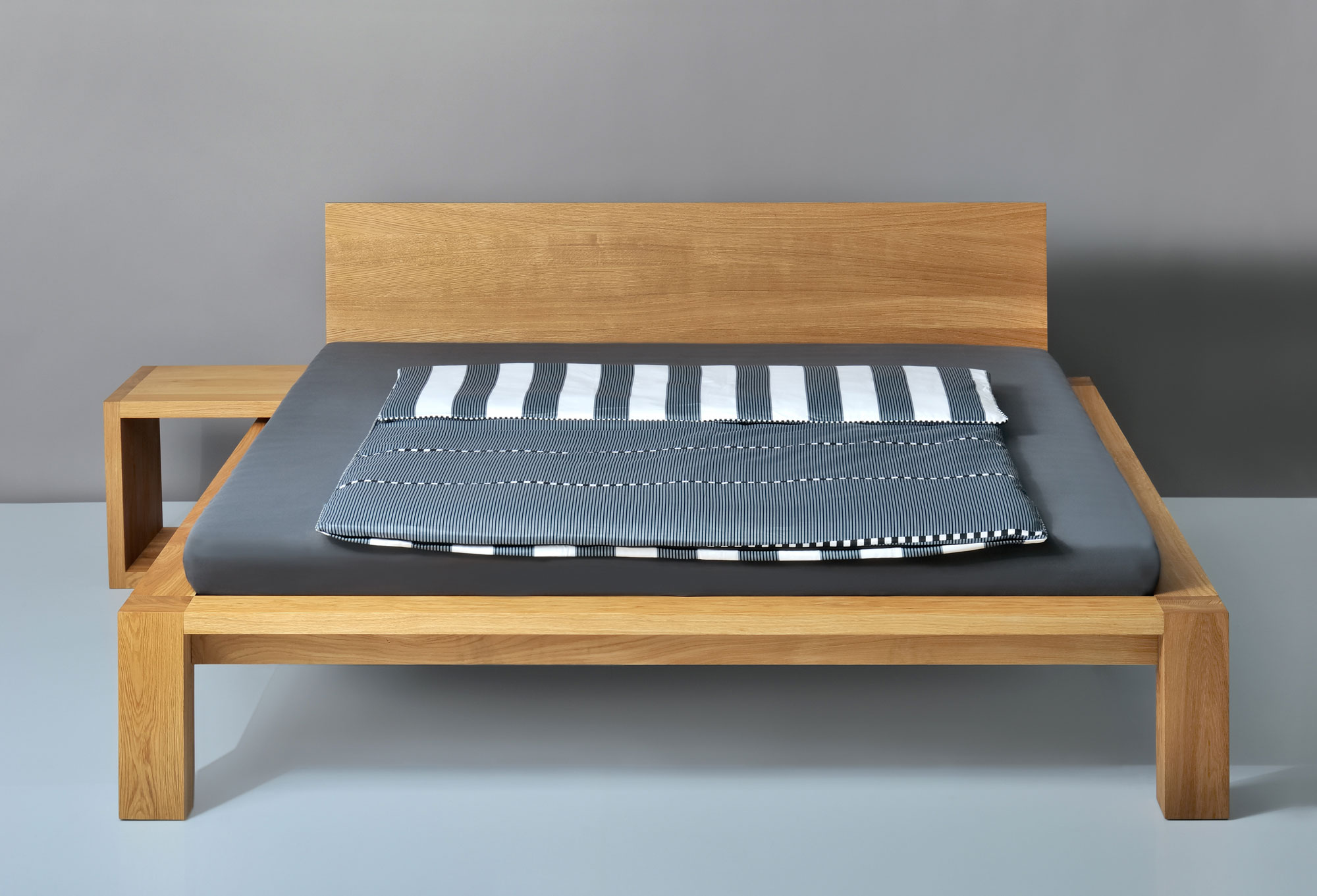 Rustic Oak Bed TAURUS pc1707a custom made in solid wood by vitamin design