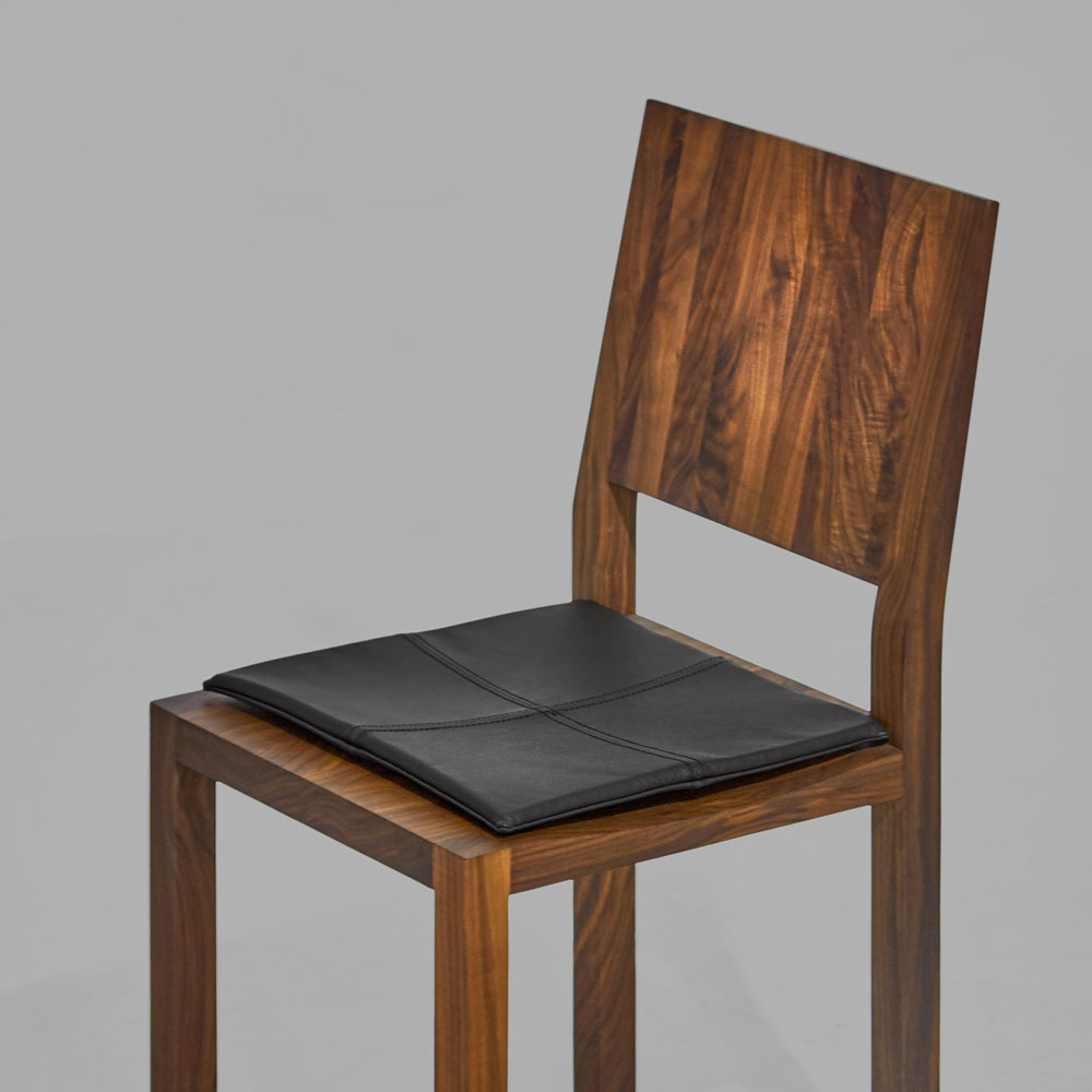 Square best sale cushion chair