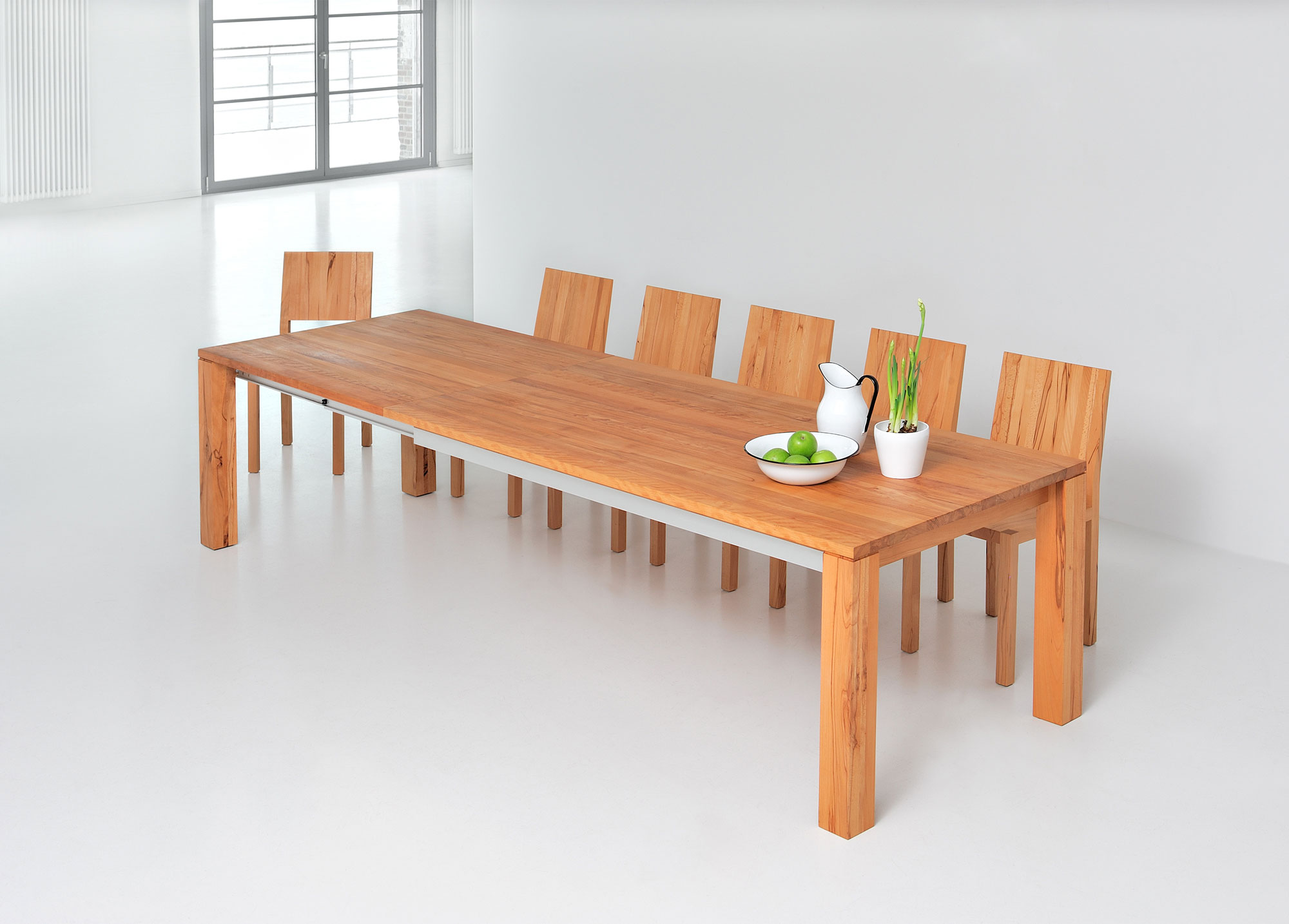 Extendable Dining Table AMBER BUTTERFLY A32731Postk custom made in solid wood by vitamin design