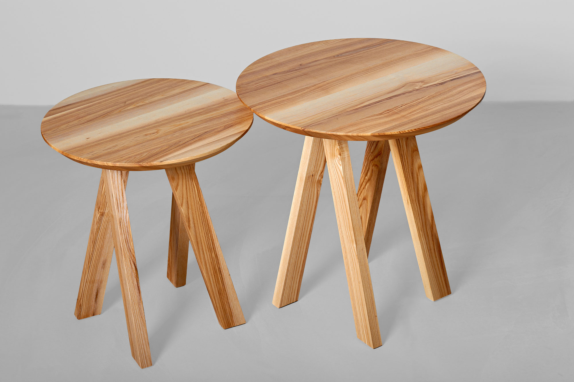 Designer Coffee Table ZIRKEL RG a custom made in solid wood by vitamin design