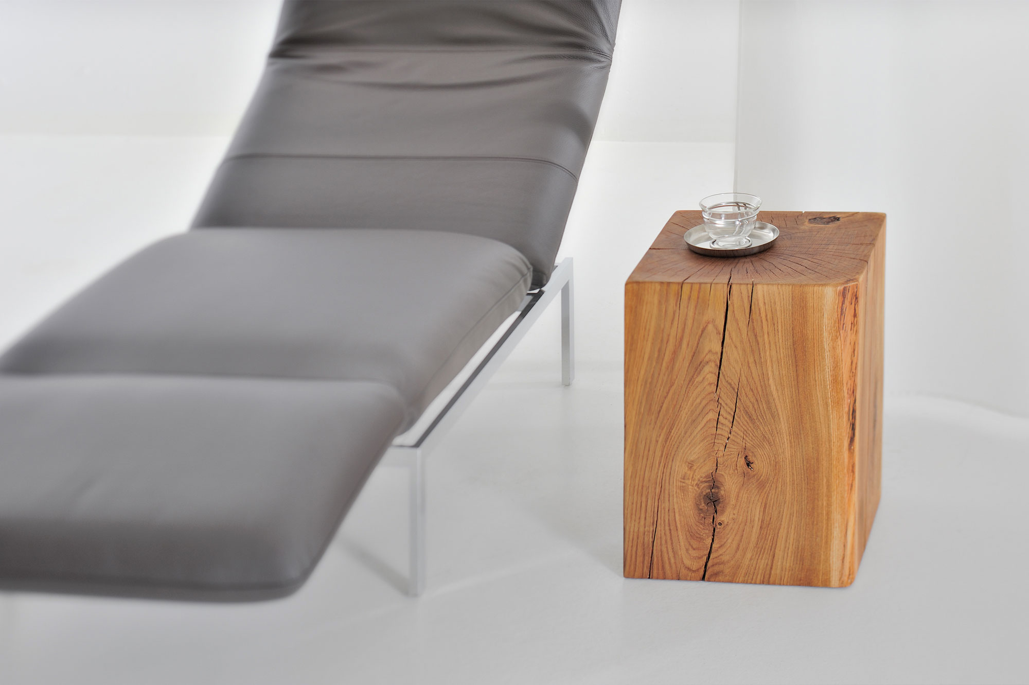 Tree Trunk Coffee Table KLOTZ 3694 custom made in solid wood by vitamin design