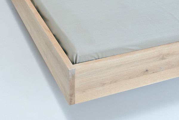 Design Bed QUADRA VDC9097 custom made in solid wood by vitamin design