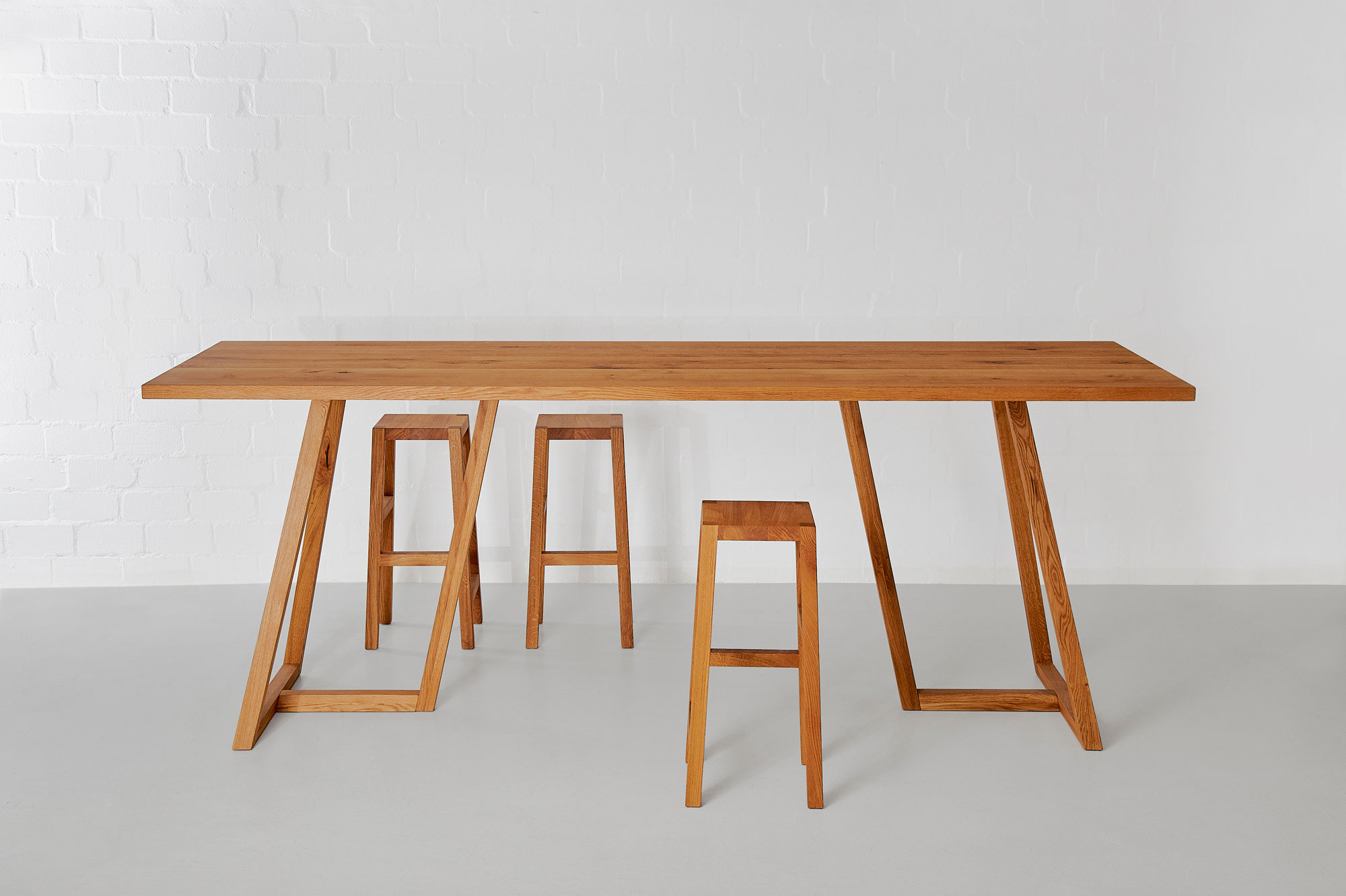 Designer Solid Wood Table MARGO Edited custom made in solid wood by vitamin design