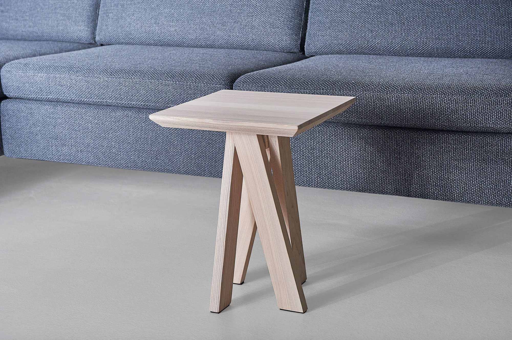 Designer Coffee Table ZIRKEL QG Edited custom made in solid wood by vitamin design