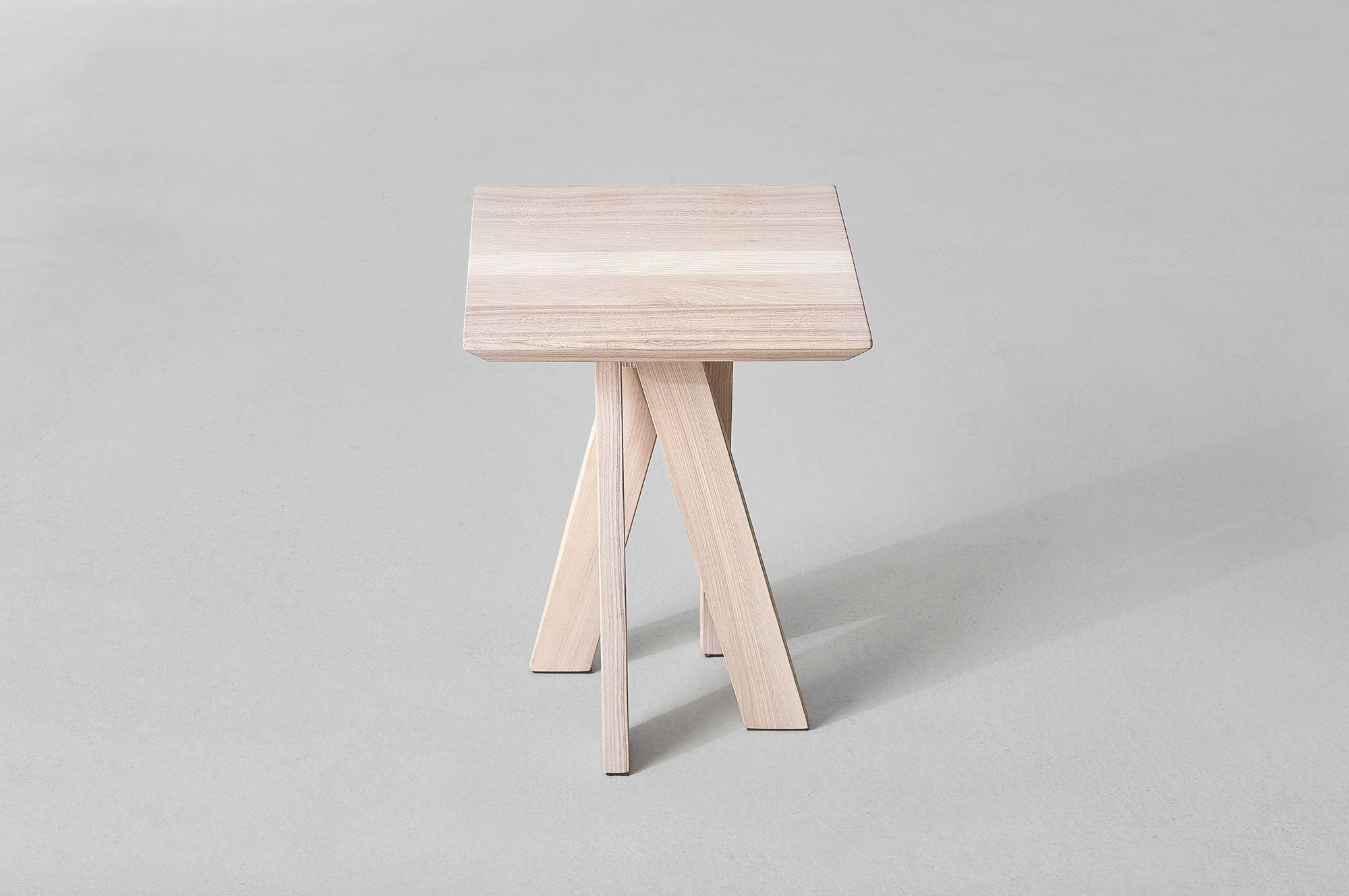 Designer Coffee Table ZIRKEL QG Edited custom made in solid wood by vitamin design